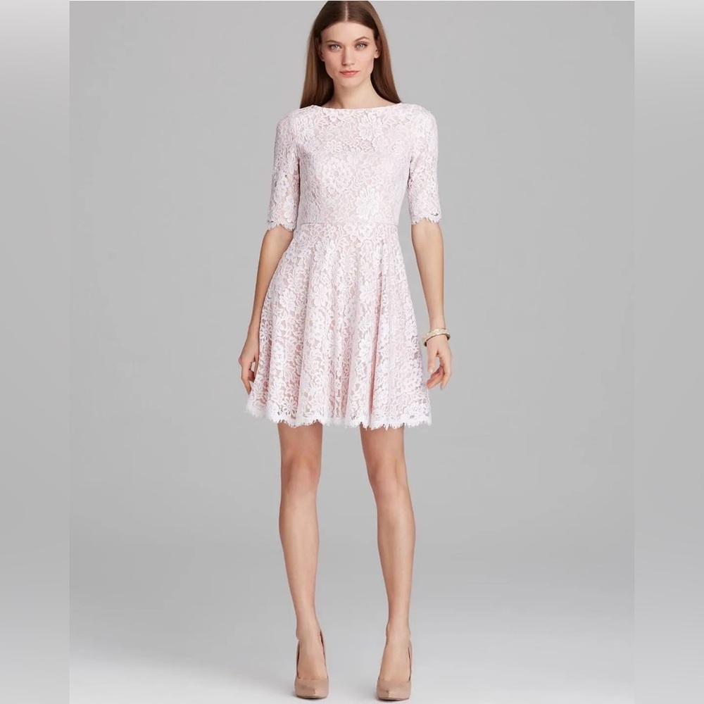 Monique Lhuillier Petal White Lace Mini Dress US 0